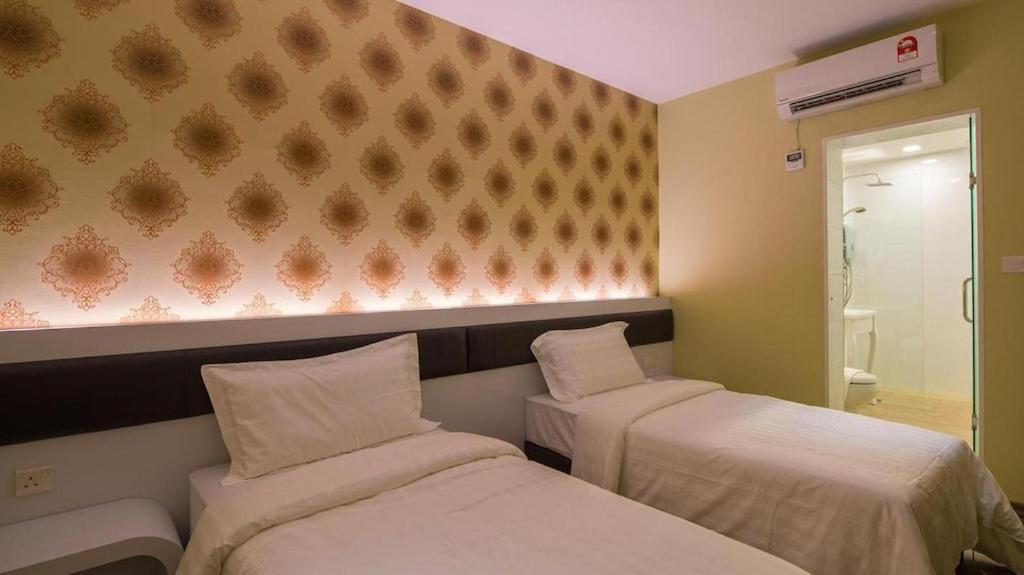 Riverfront Boutique Hotel Малакка Экстерьер фото