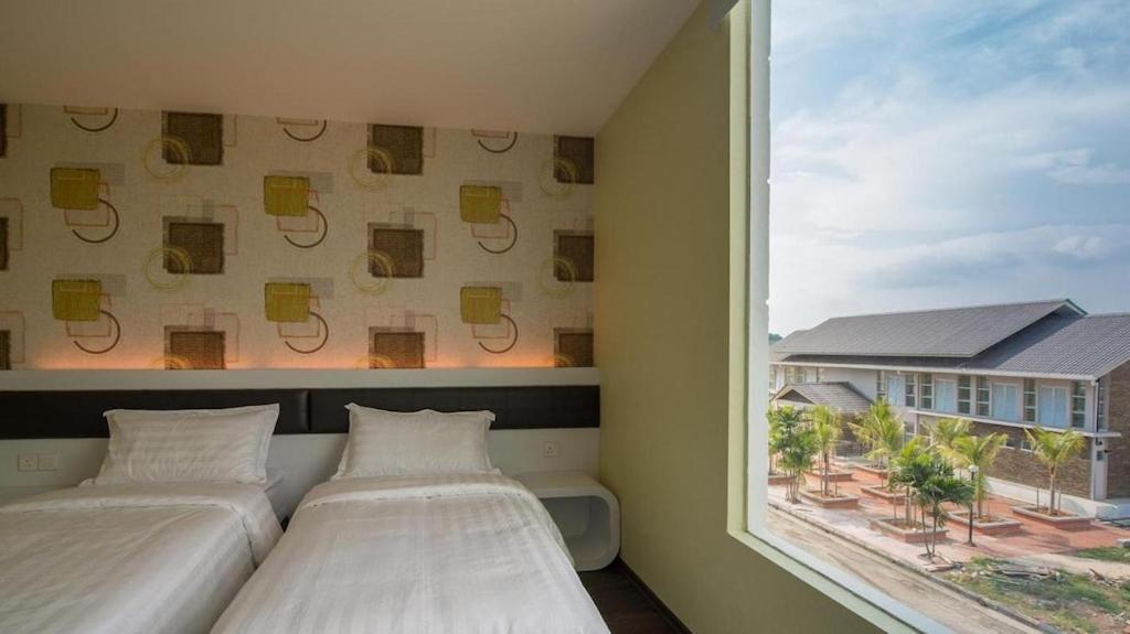 Riverfront Boutique Hotel Малакка Экстерьер фото