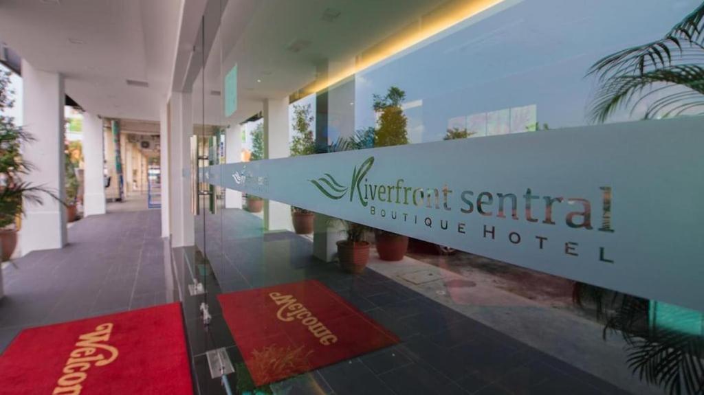 Riverfront Boutique Hotel Малакка Экстерьер фото
