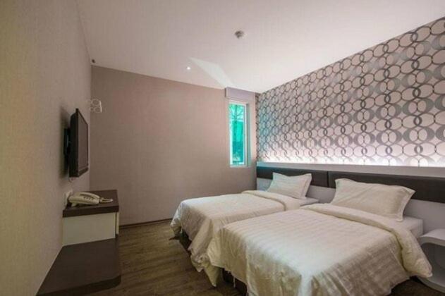 Riverfront Boutique Hotel Малакка Экстерьер фото